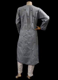 ISHIEQA’s Grey Cotton Chikankari Kurti – MV0101E