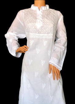 ISHIEQA's White Cotton Chikankari Kurti - MV0401D